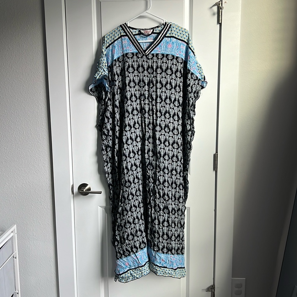 Large pool coverup